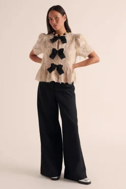 Balzac Paris Blouse Naomi Broderie fleur écru Fashion