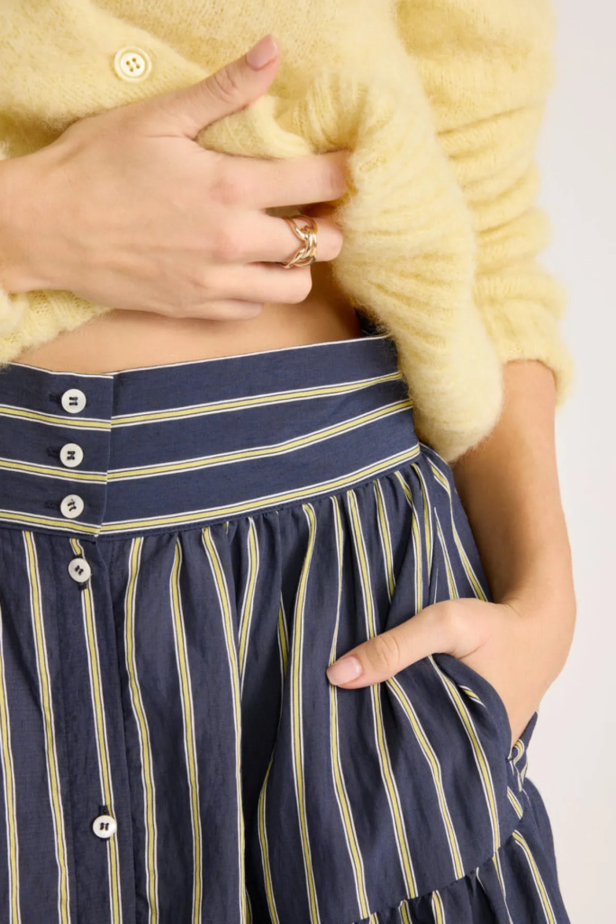 Balzac Paris Jupe Salina Rayures marine et jaune Clearance